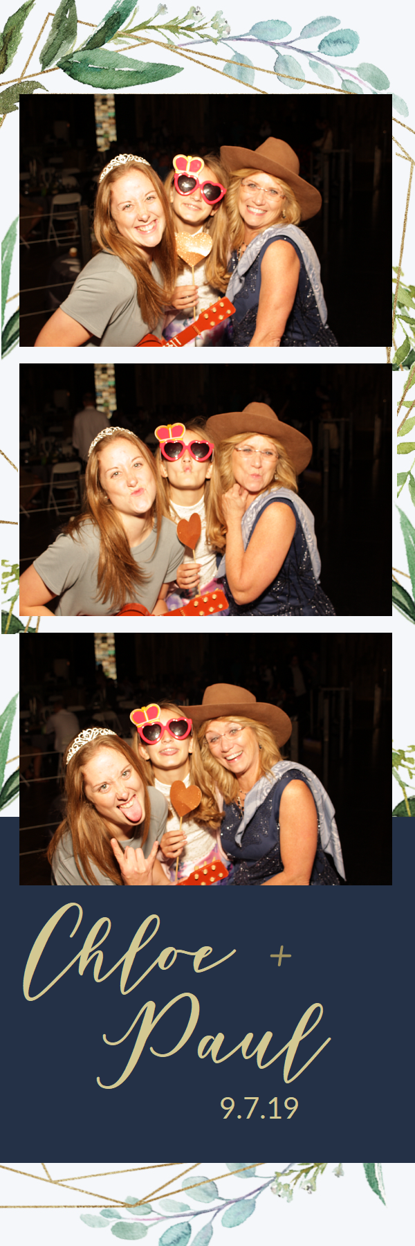 Chloe’s Wedding | View more photos from the event at gallery.photoboothbillings.com/u/PhotoBoothBillings/Chloe’s-Wedding